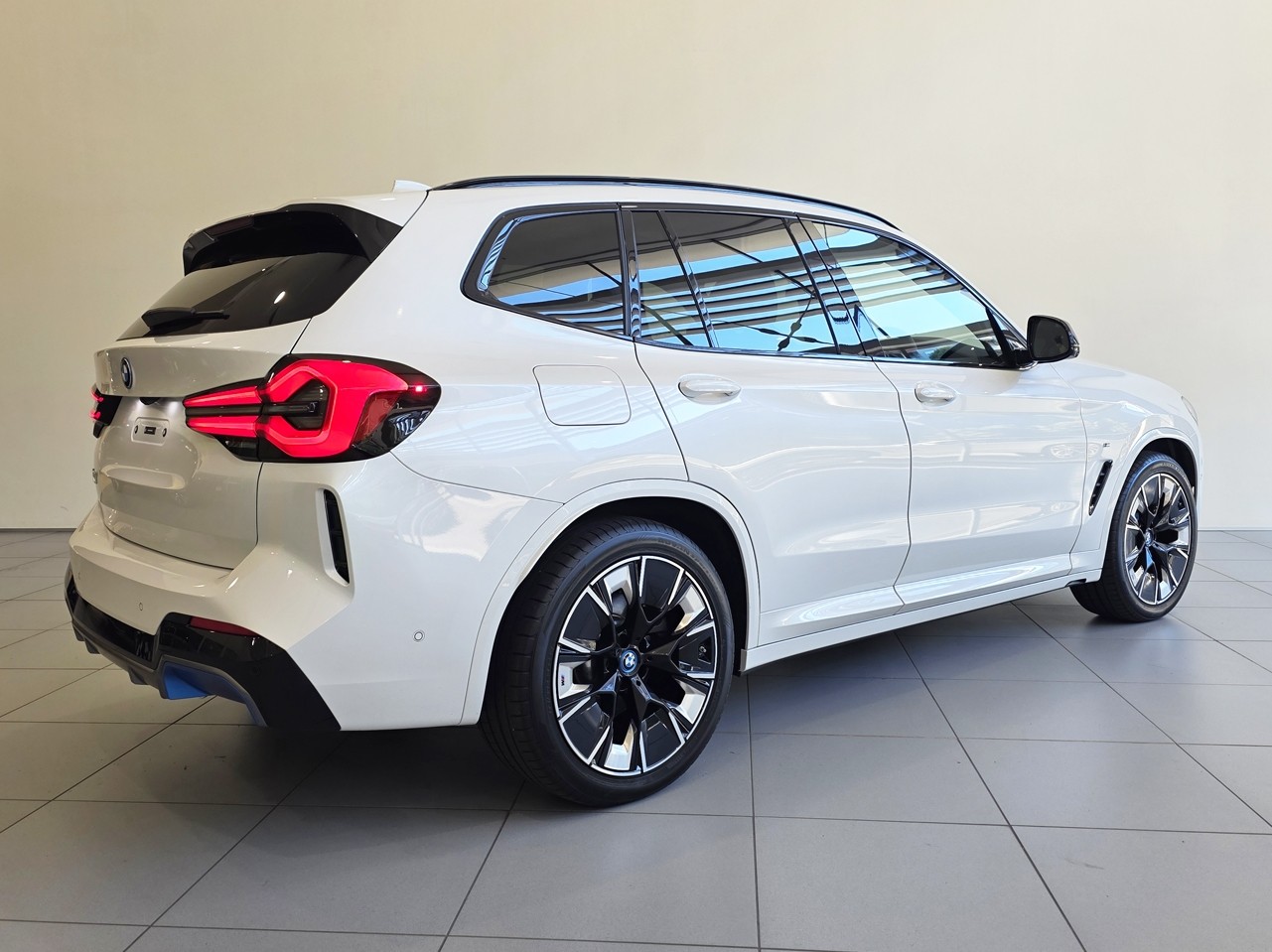 BMW iX3 M Sport Impressive