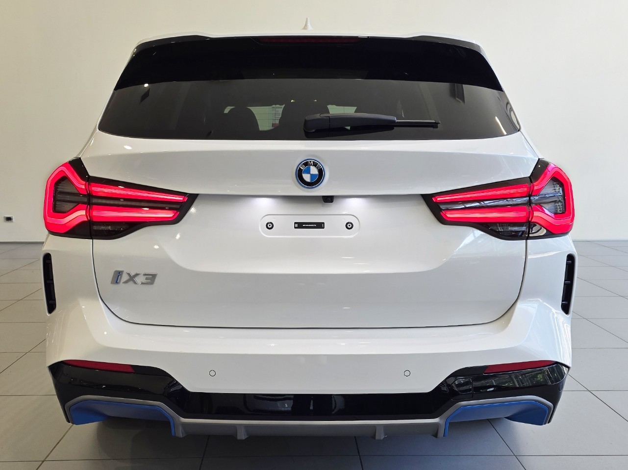 BMW iX3 M Sport Impressive