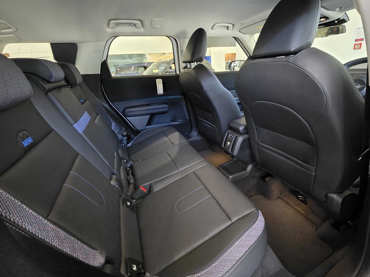 MINI Countryman C Core