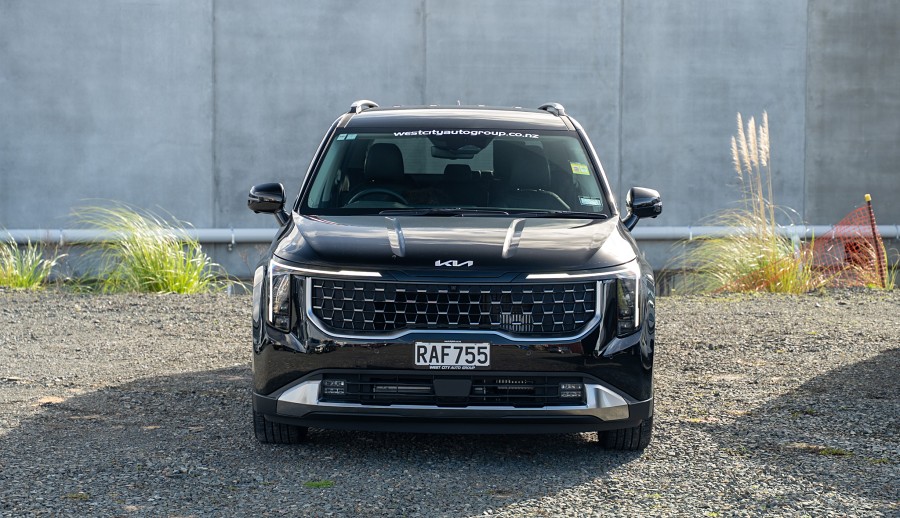 2025 Kia Carnival 3