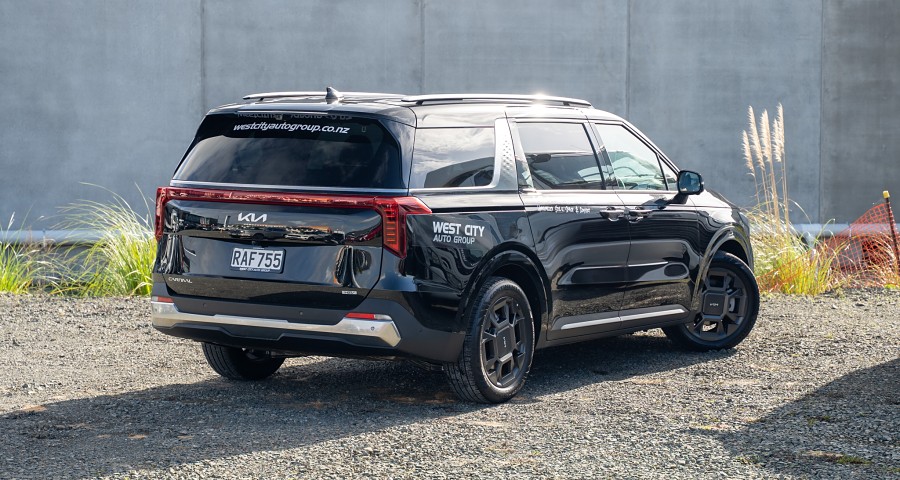 2025 Kia Carnival 2