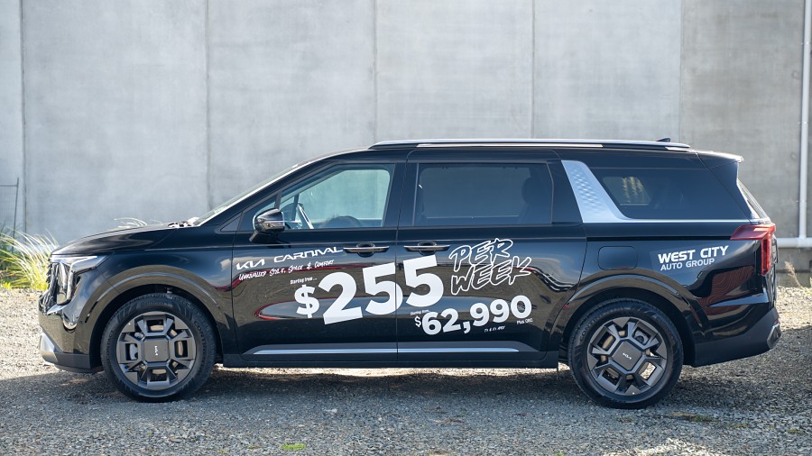 2025 Kia Carnival 5