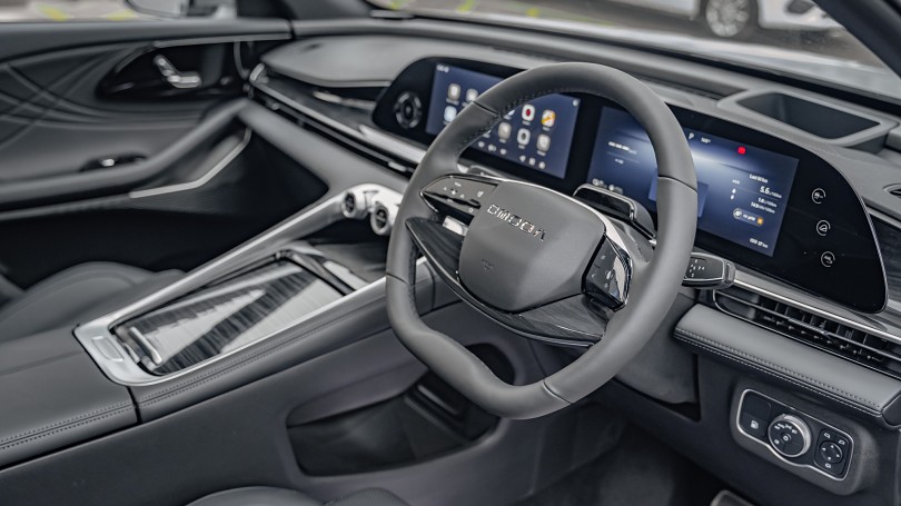 2025 OMODA 9 9
