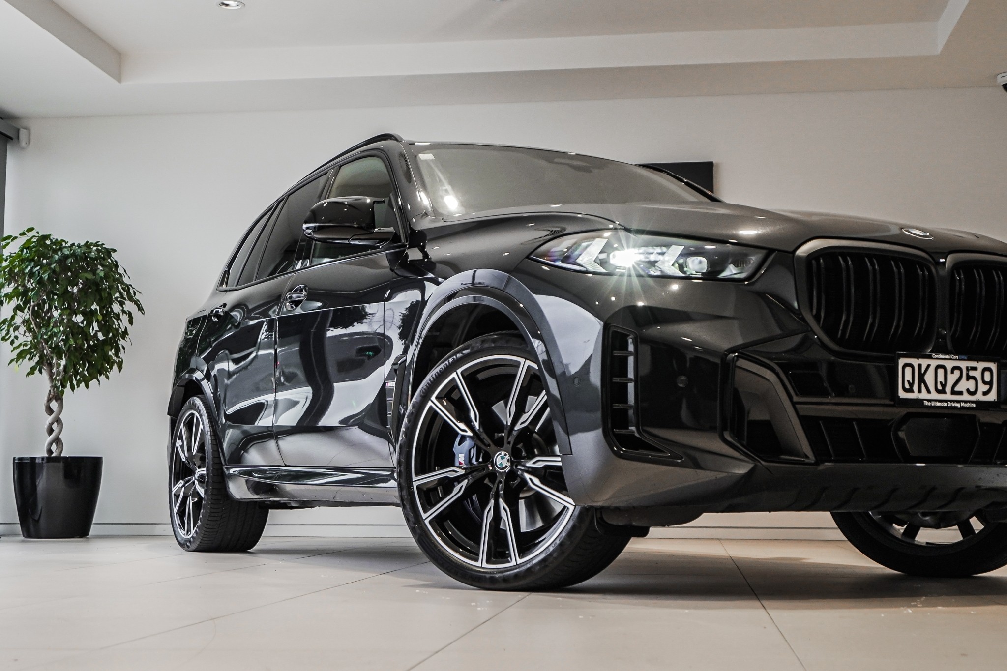 BMW X5 M60I Innovations & Executive