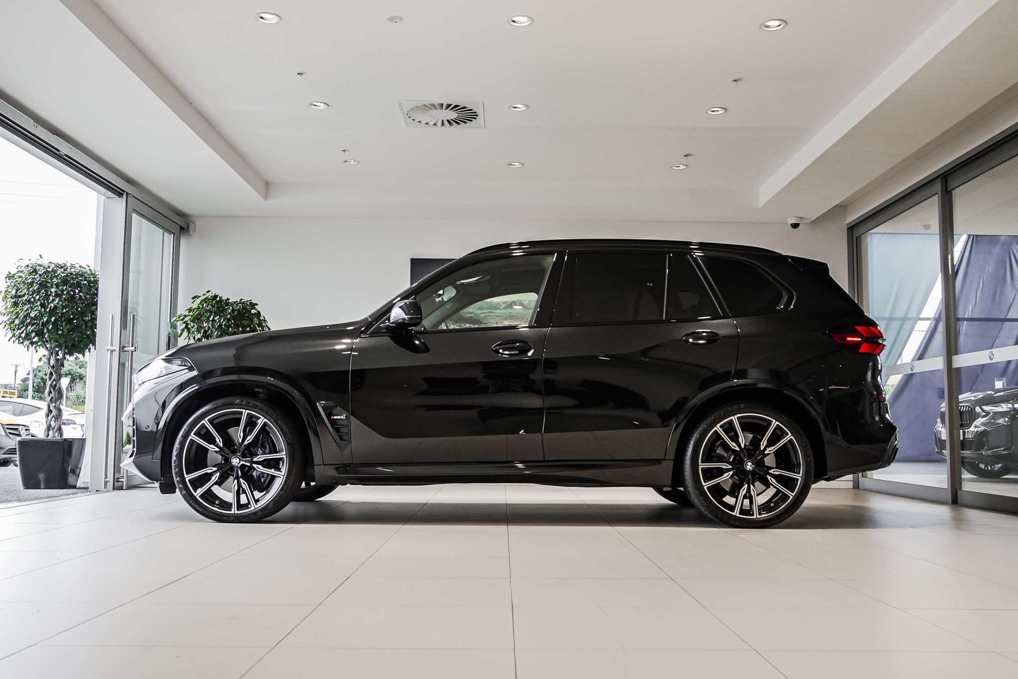 BMW X5 M60I Innovations & Executive