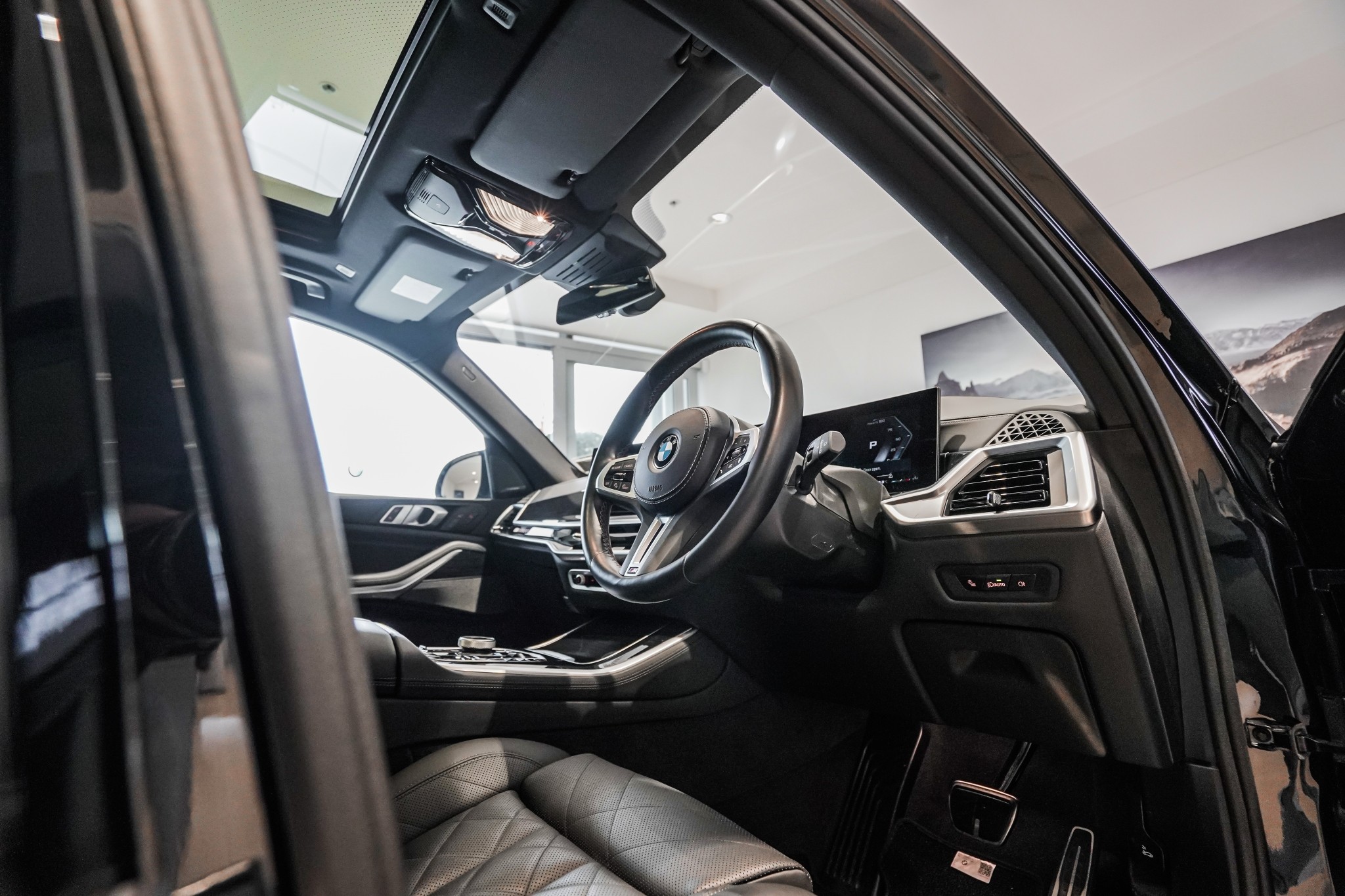 BMW X5 M60I Innovations & Executive