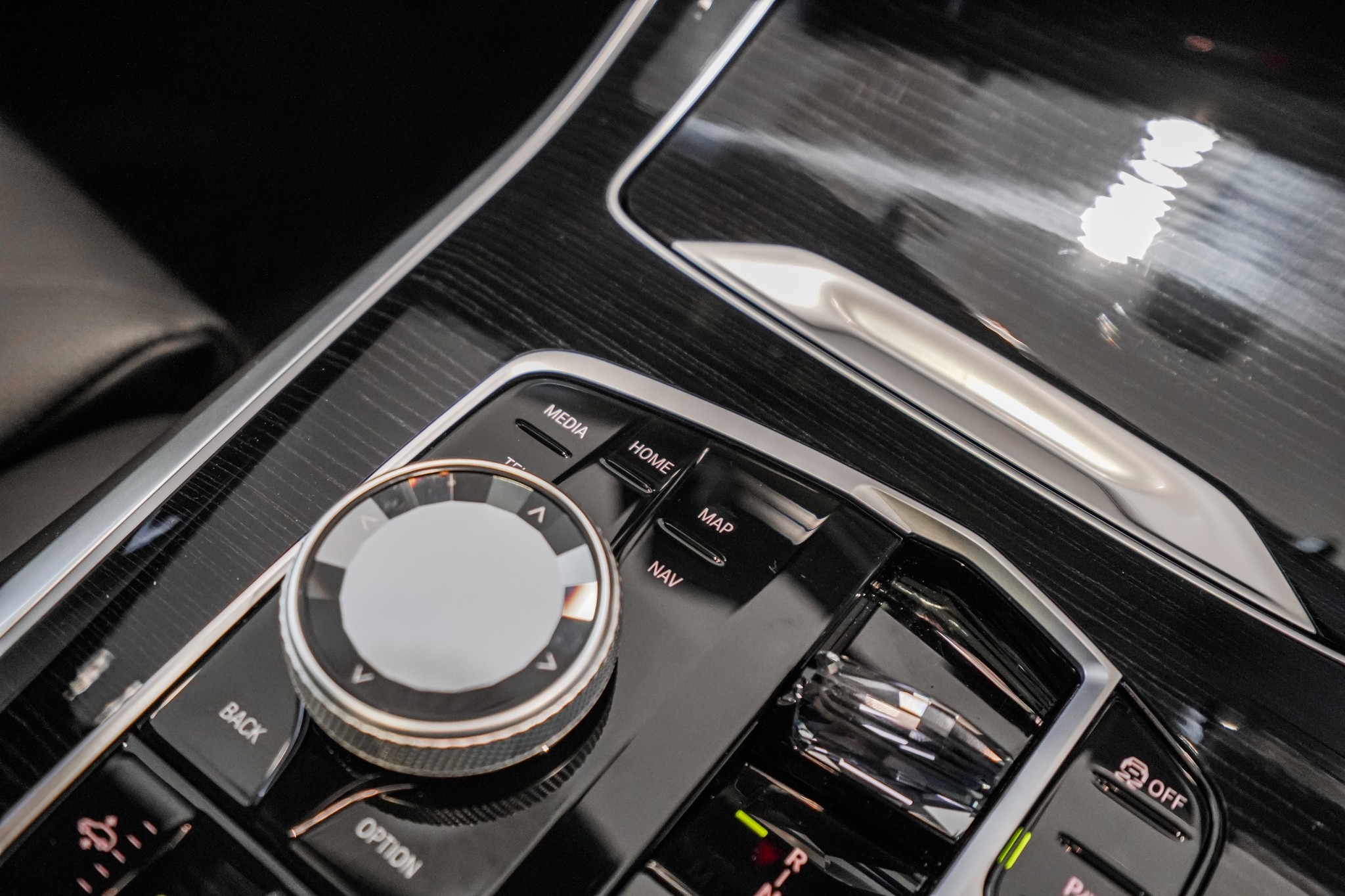 BMW X5 M60I Innovations & Executive