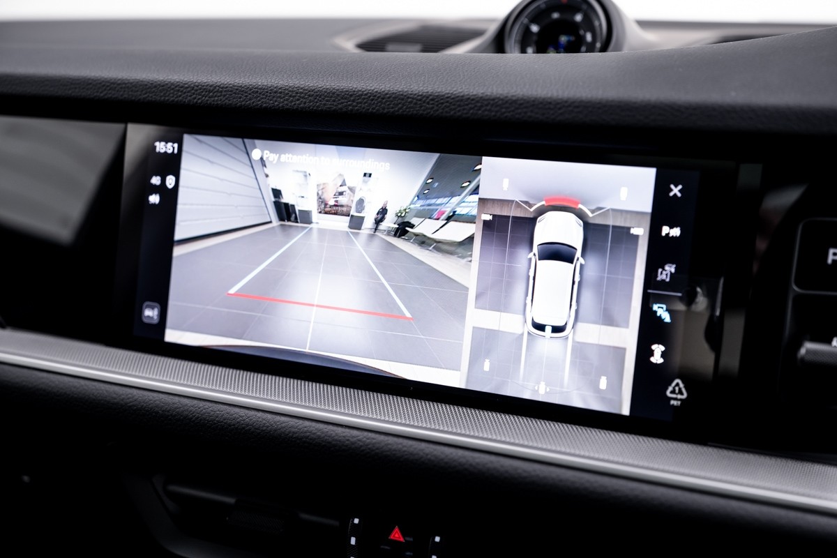 Porsche Cayenne E-HYBRID