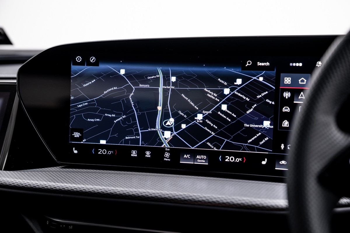 Audi Q5 SUV TFSI quattro S Tronic 150kW
