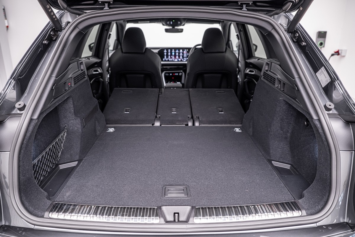 Audi Q5 SUV TFSI quattro S Tronic 150kW