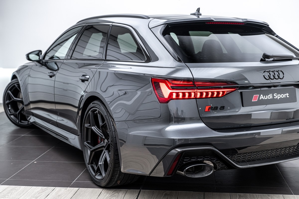 Audi RS6 AVANT PERFORMANCE TFSI