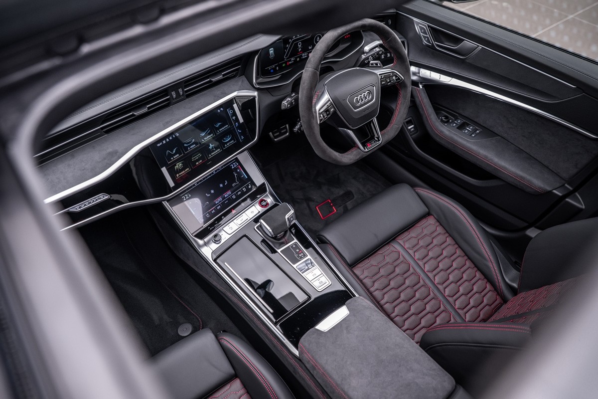 Audi RS6 AVANT PERFORMANCE TFSI