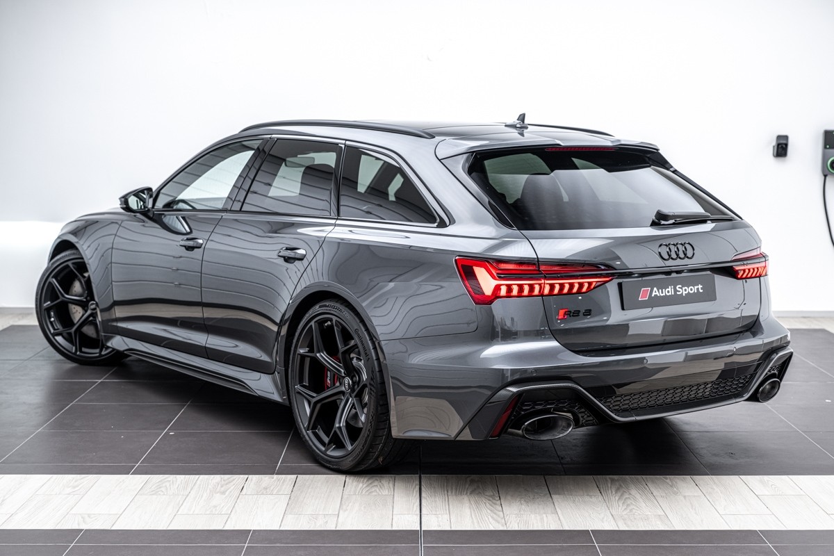 Audi RS6 AVANT PERFORMANCE TFSI