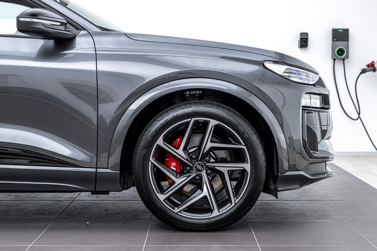 Audi Q6 SQ6 SUV E-TRON 360kW