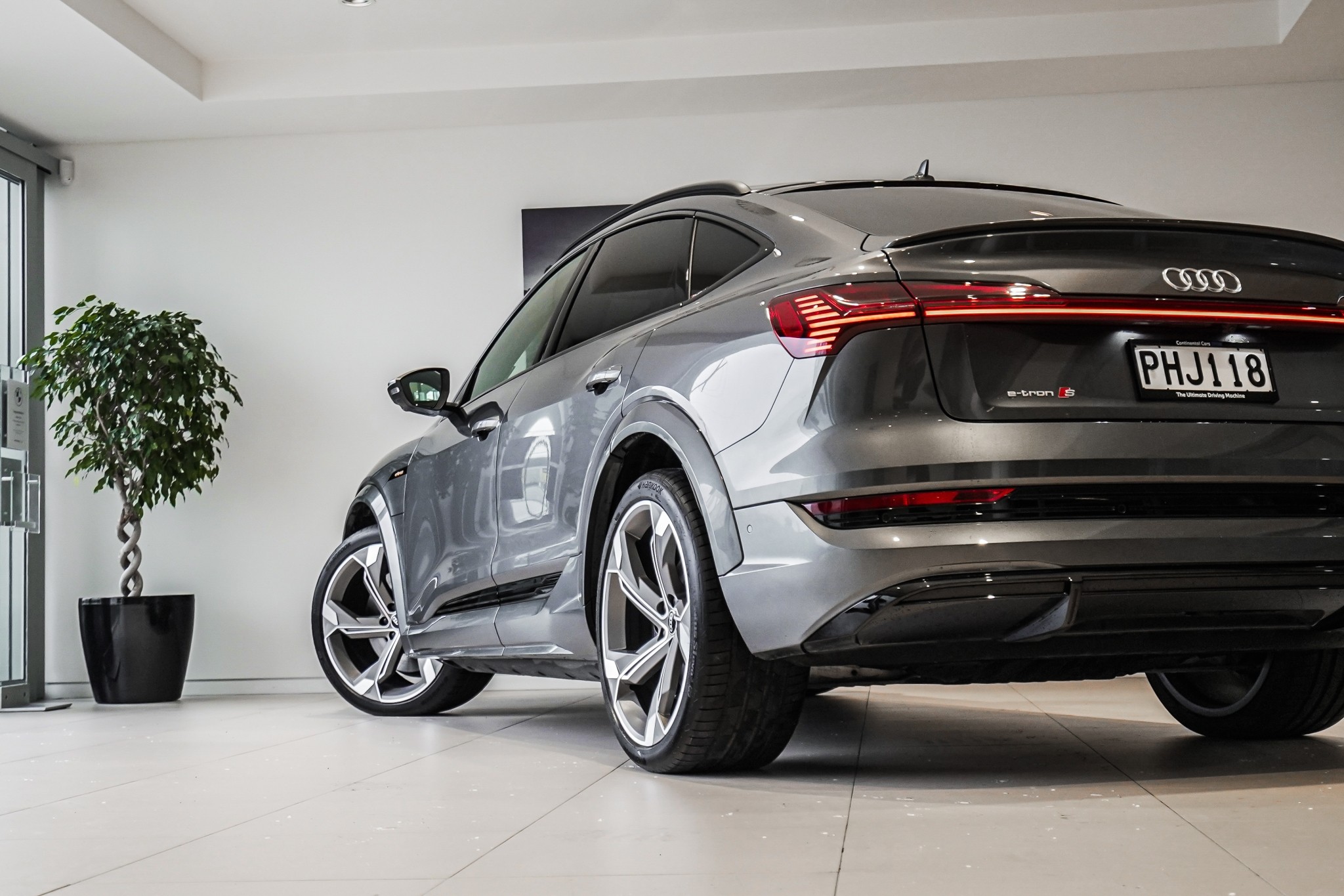Audi e-tron S Sportback