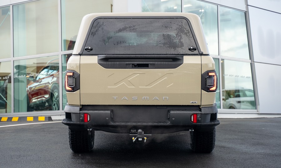 2025 Kia Tasman 4