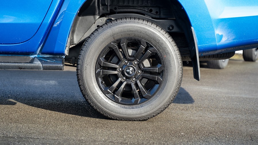 2023 Mitsubishi Triton 7