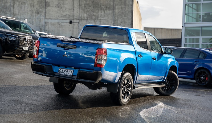 2023 Mitsubishi Triton 2
