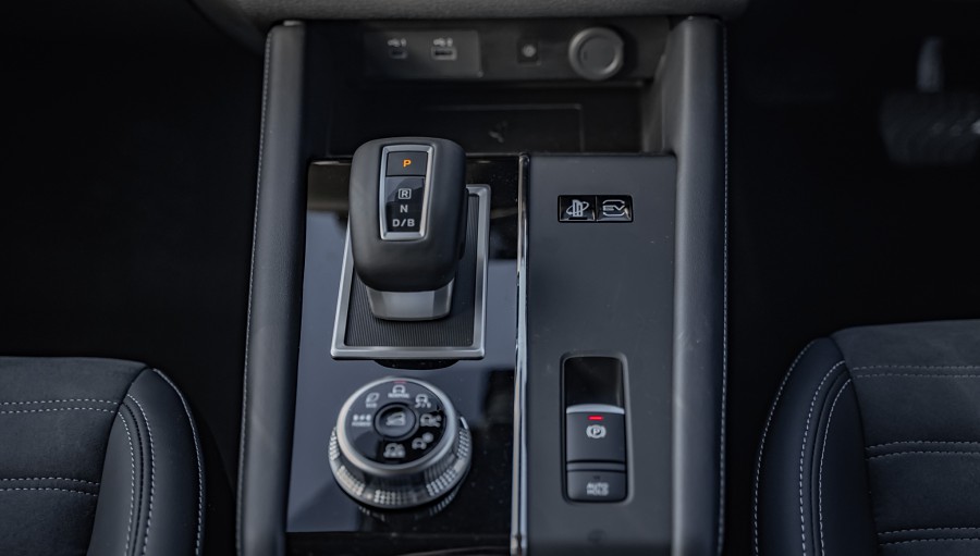 2025 Mitsubishi Outlander 18