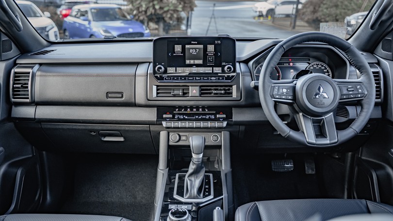 2025 Mitsubishi Triton 10