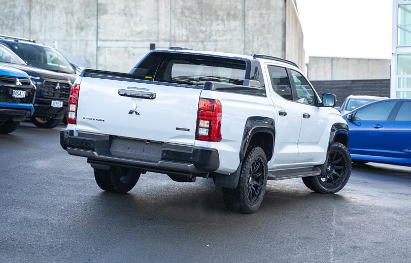 2026 Mitsubishi Triton 2