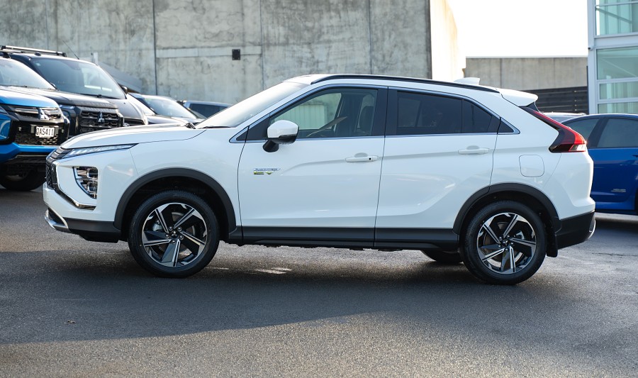 2025 Mitsubishi Eclipse Cross 5