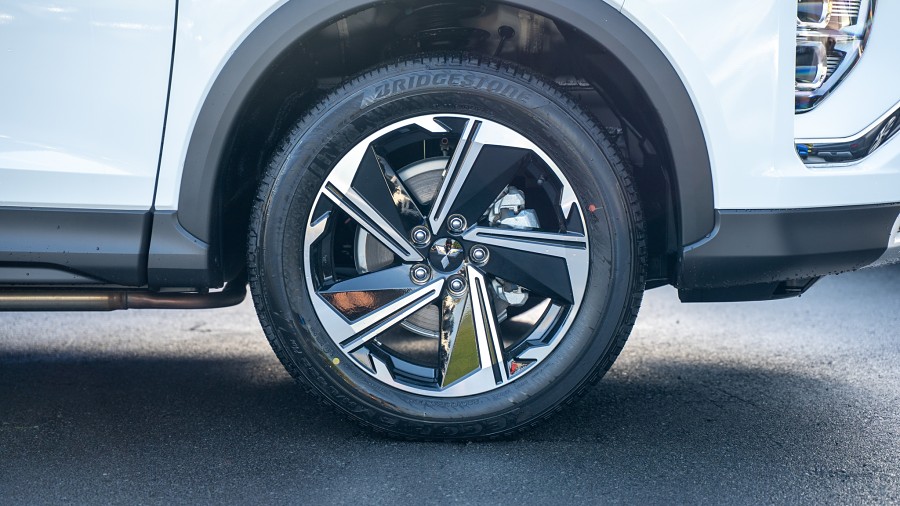 2025 Mitsubishi Eclipse Cross 7