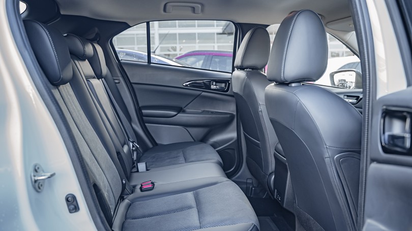 2025 Mitsubishi Eclipse Cross 11