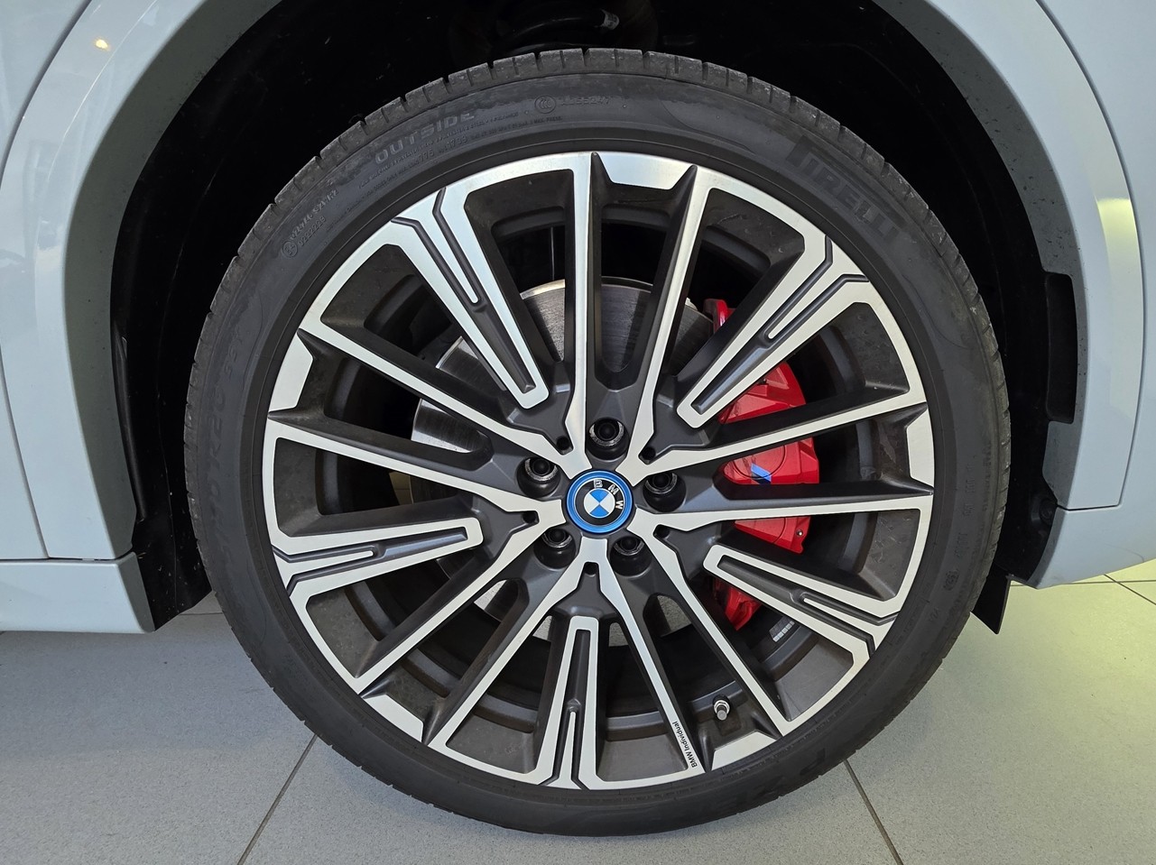 BMW iX2 eDRIVE20 M Sport - Innovations Package
