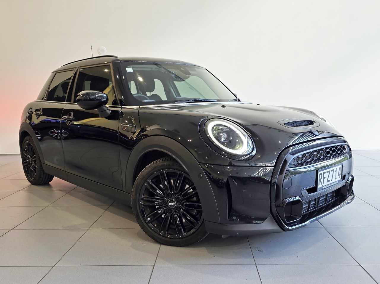 MINI Cooper S 5 Dr Hatch Classic