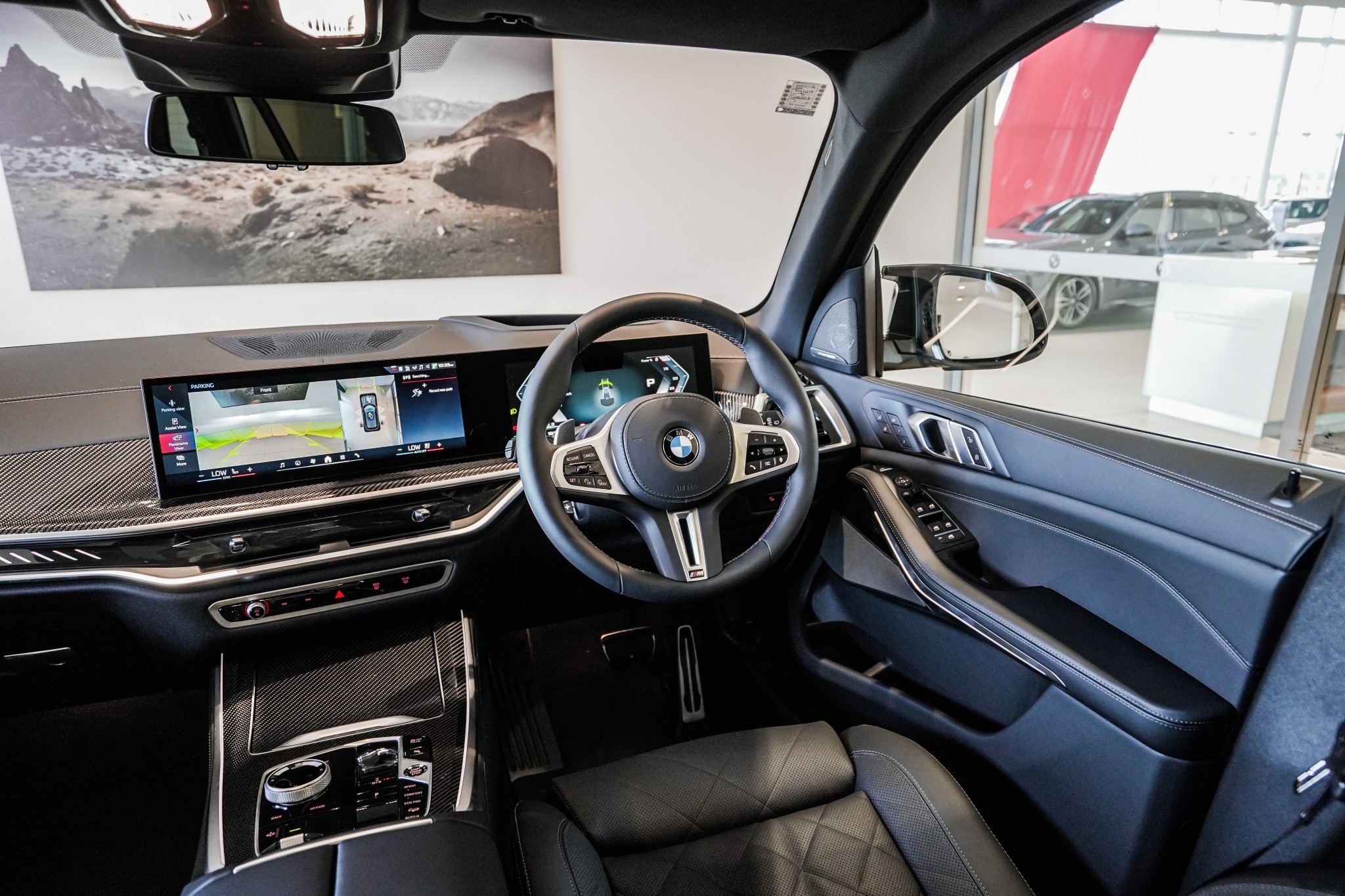BMW X5 M60i