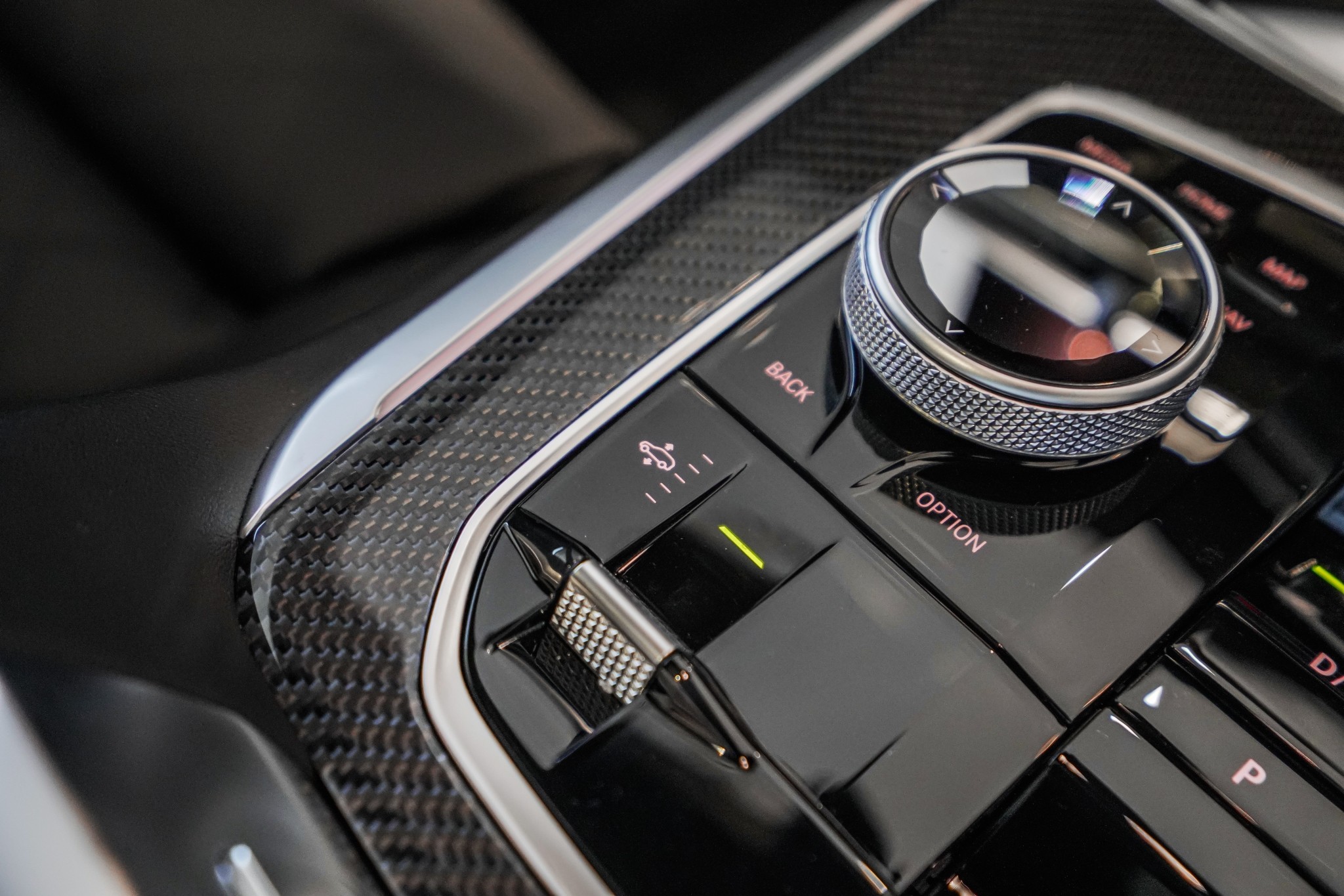 BMW X5 M60i