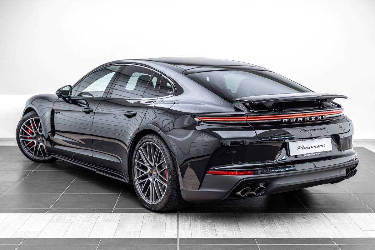 Porsche Panamera 4S E-HYBRID