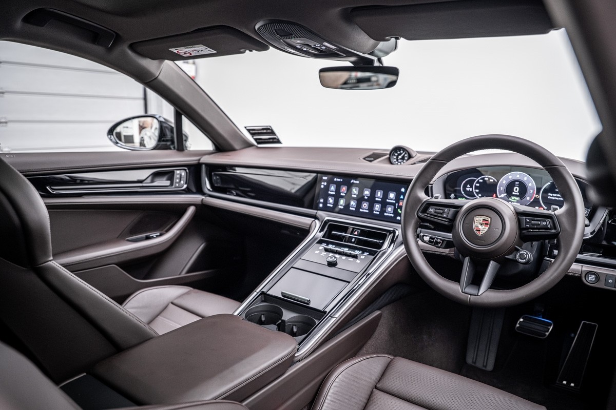 Porsche Panamera 4S E-HYBRID
