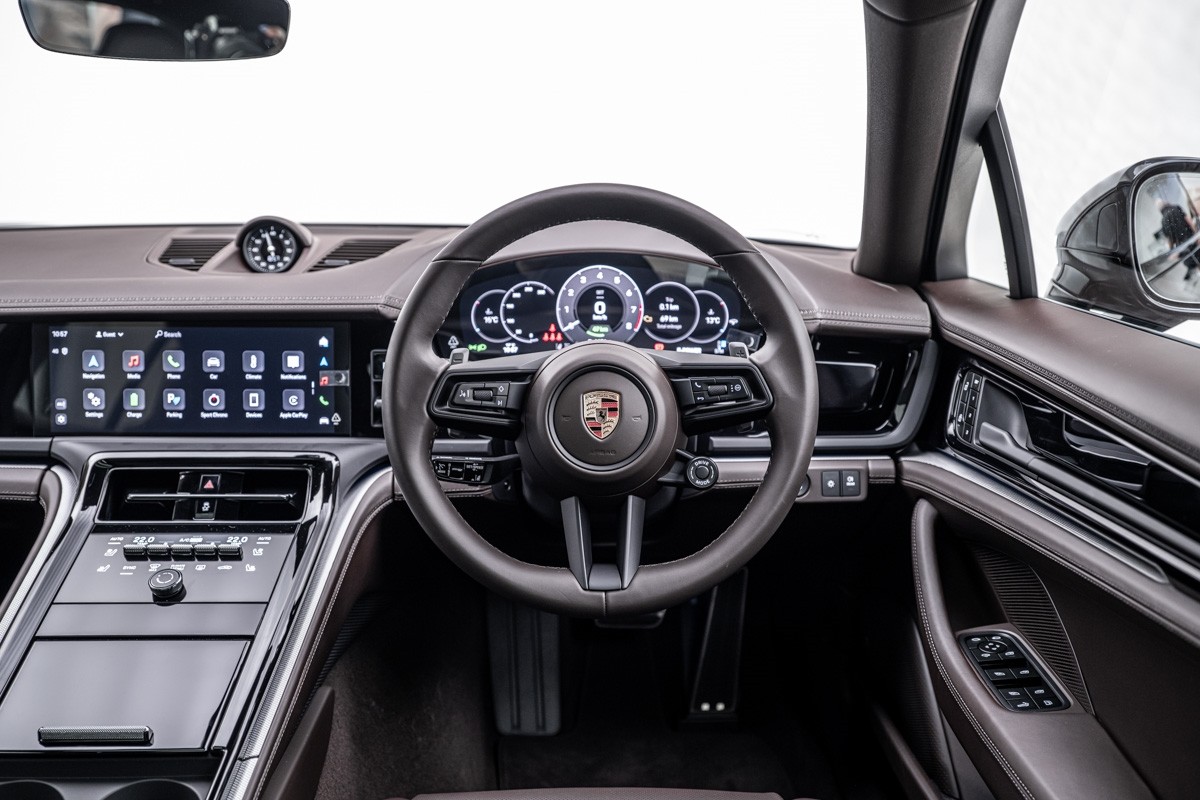 Porsche Panamera 4S E-HYBRID