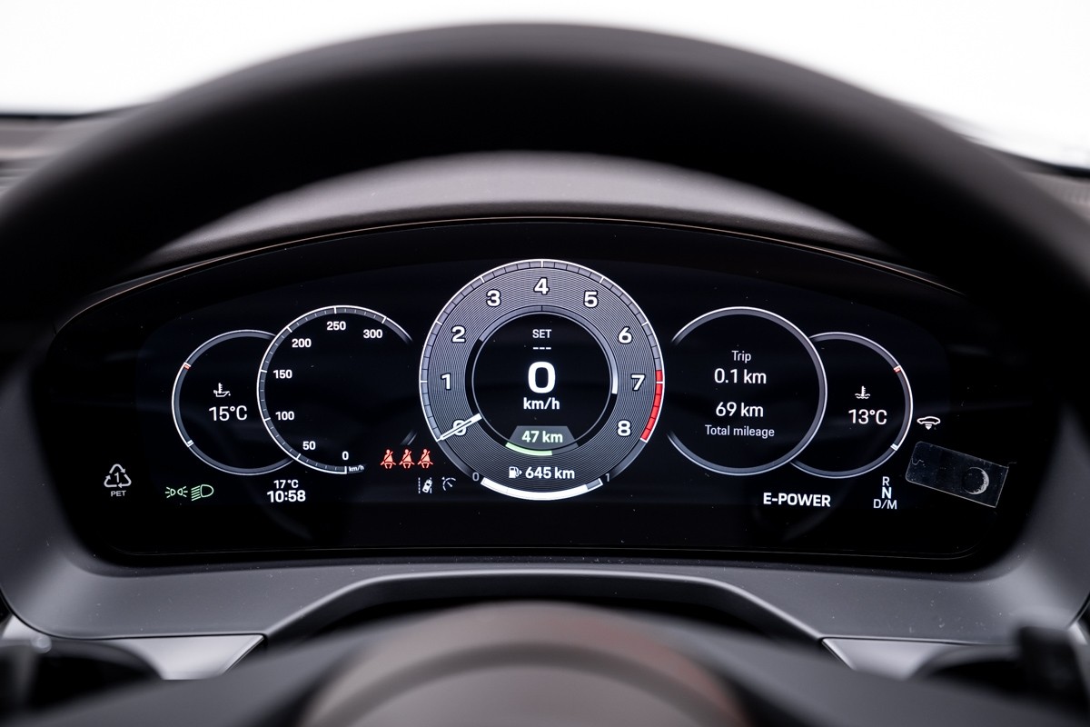 Porsche Panamera 4S E-HYBRID