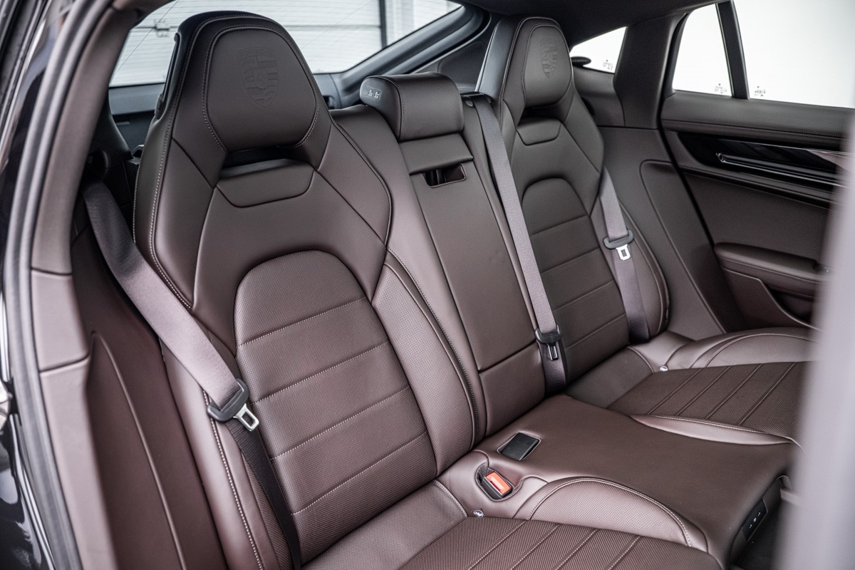 Porsche Panamera 4S E-HYBRID