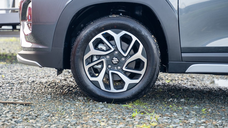 2025 Suzuki FRONX 6