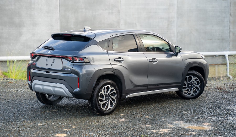 2025 Suzuki FRONX 2