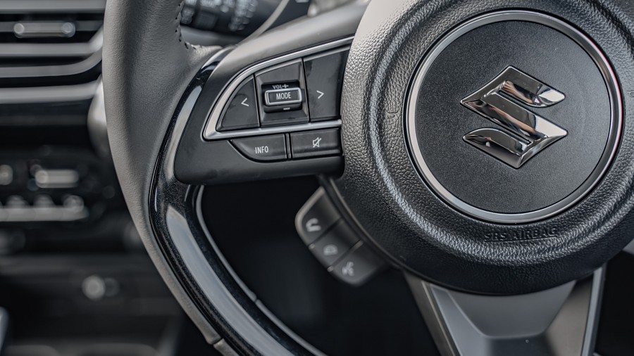 2025 Suzuki FRONX 13