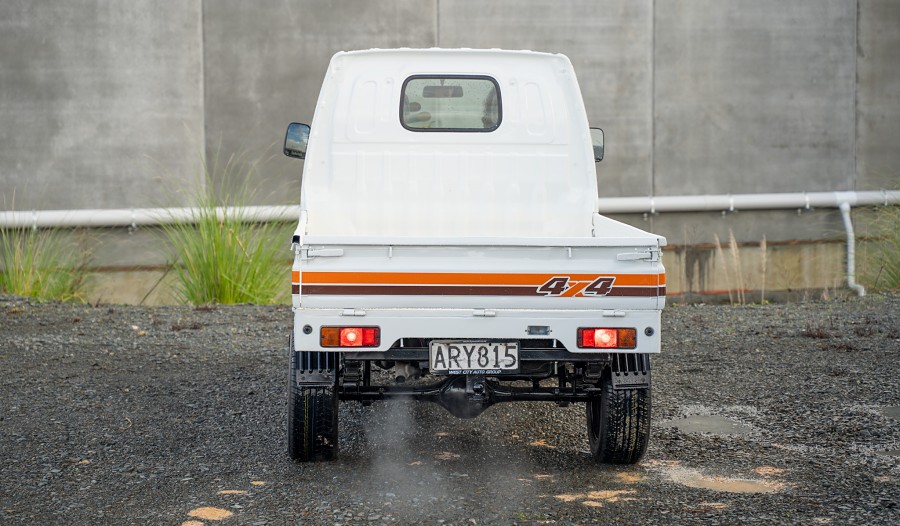 2002 Suzuki Carry 4