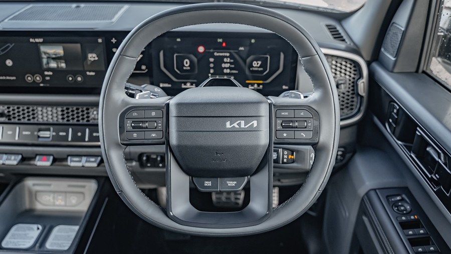 2025 Kia Tasman 11