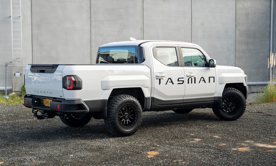 2025 Kia Tasman 2