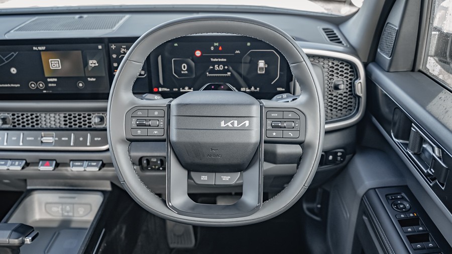 2025 Kia Tasman 12