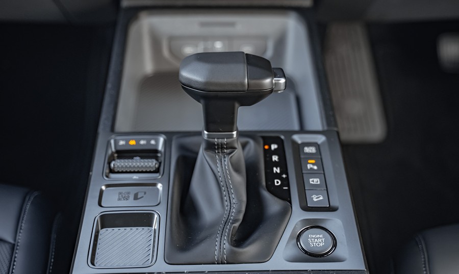 2025 Kia Tasman 18
