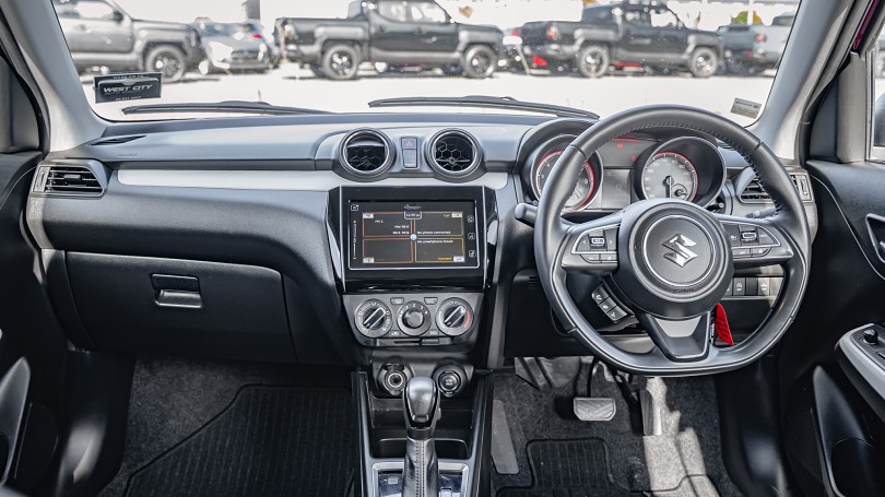 2023 Suzuki Swift 10