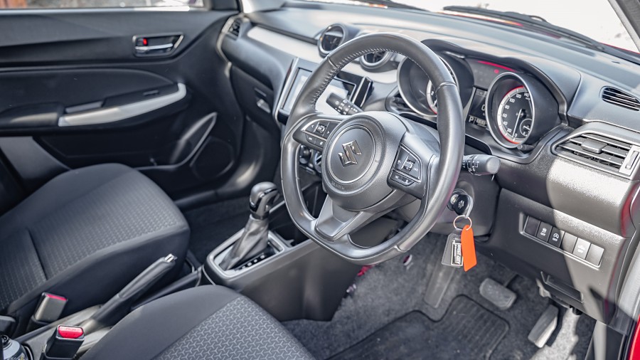 2023 Suzuki Swift 9