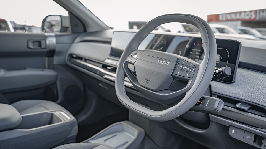 2025 Kia EV3 9