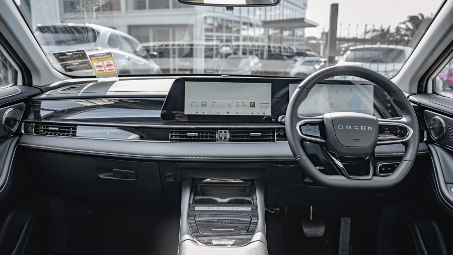 2025 OMODA E5 10