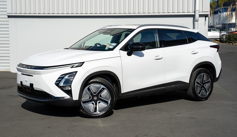 2025 OMODA E5 1
